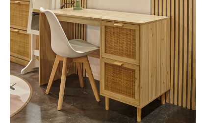 Mesa de estudio madera y ratán